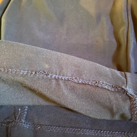 ✨Emma & Michele Black Cold Shoulder Pant Romper✨ - Picture 13 of 13